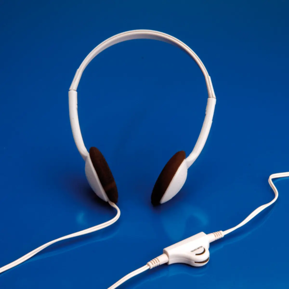 Stereo Kopfhörer mit Lautstärkeregler Grau