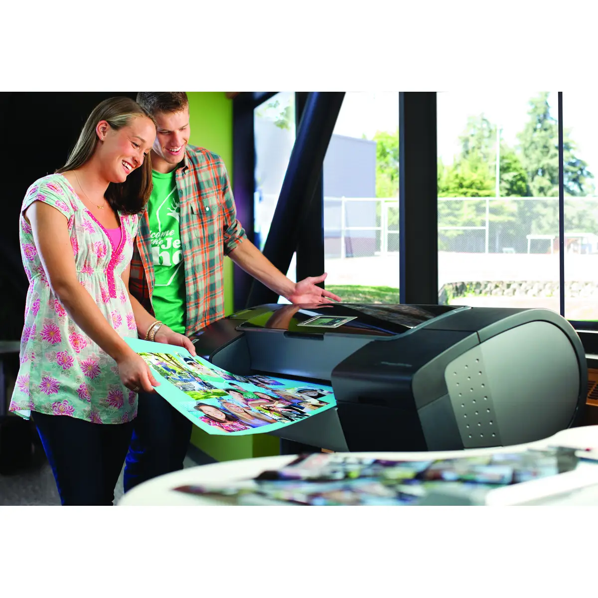 DesignJet Z3200ps, A1, large-format printer, Inkjet printer, 2mpp colored, 2400x1200dpi, USB2.0/Gigabit Ethernet, 256GB RAM, 80GB HDD, 1770x690x1050mm (WxDxH), 86kg, 1 Year Manufacturer Warranty, incl. UHG