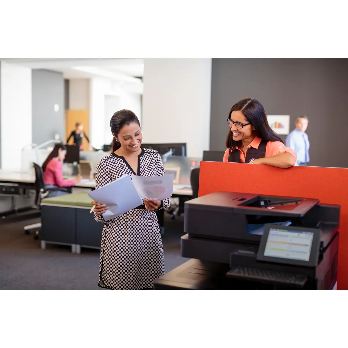 Color LaserJet Enterprise flow M880z+, All-in-One Drucker/Kopierer/Scanner/Fax Farblaserdruck