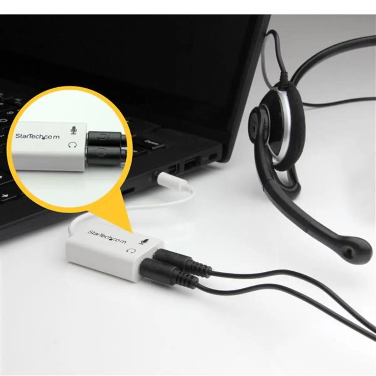StarTech 4 Position to 2x 3-Pin 3,5mm Headset Y-Splitter adaptor white 15,3cm