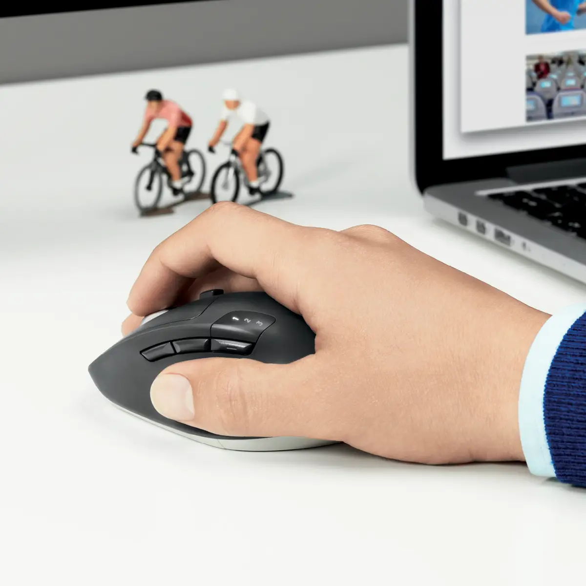 M720 Triathlon Maus Schwarz USB-Empfänger