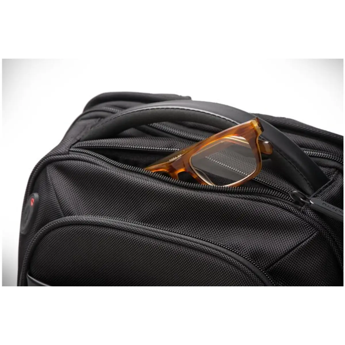 Contour 2.0 Business Backpack für 39,6cm (15,6") Notebooks Polyester schwarz