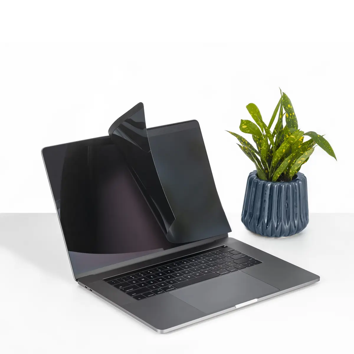 33 cm (13") Laptop Privacy Screen Transparent