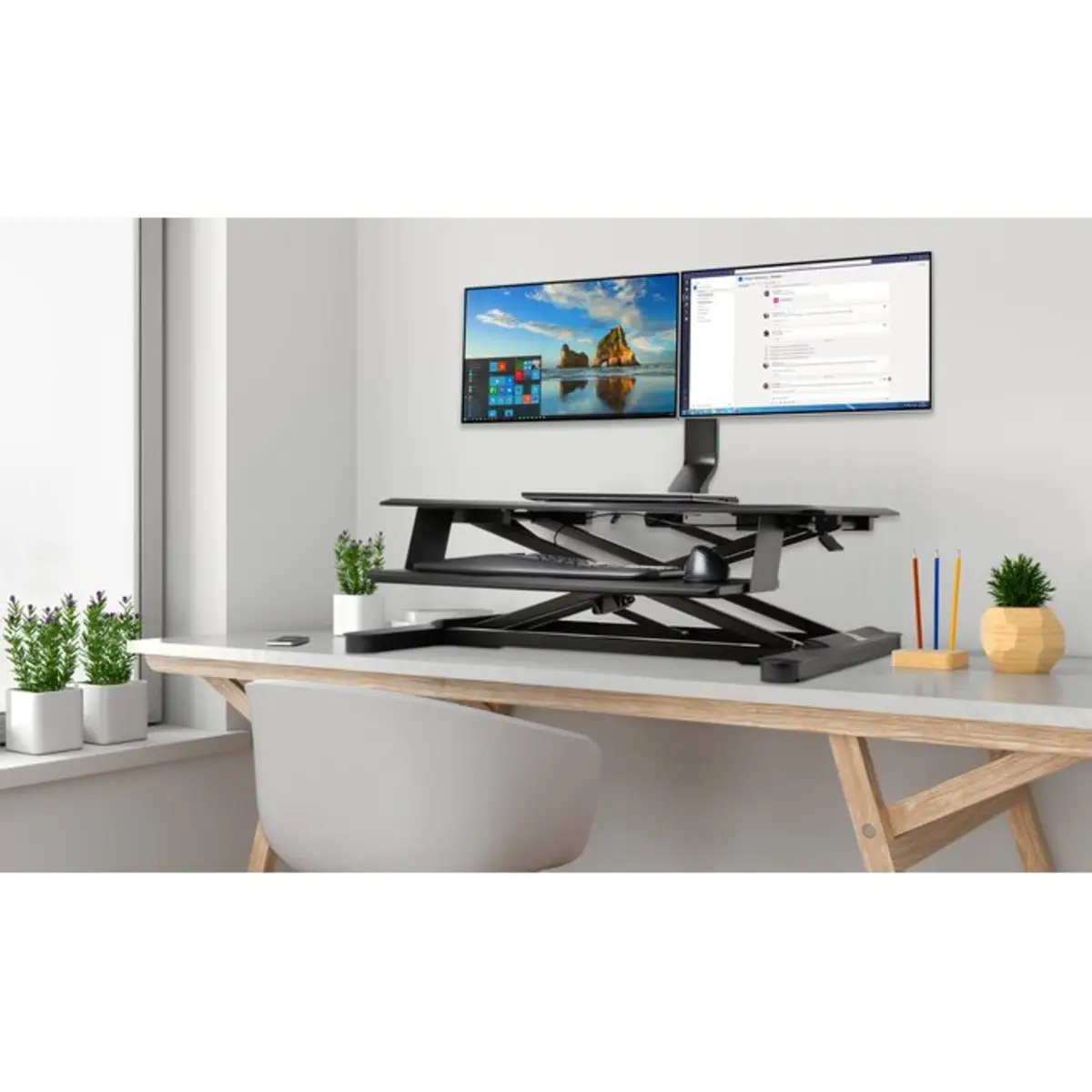 Platzsparender Dual Monitorarm