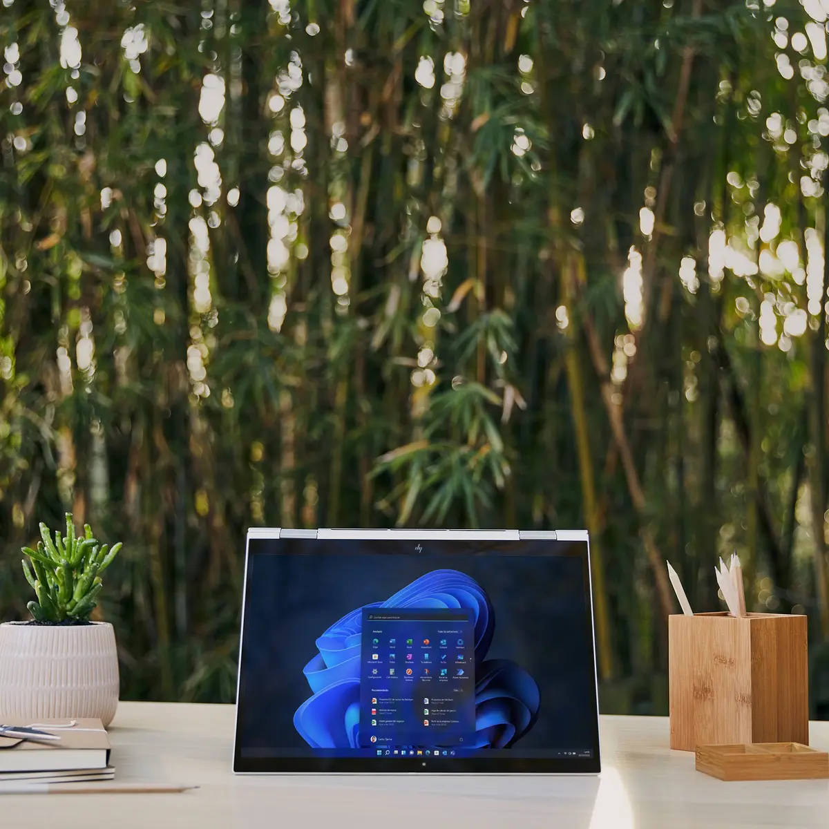 CONNECT USB-C 14 Port Triple Display Dock,