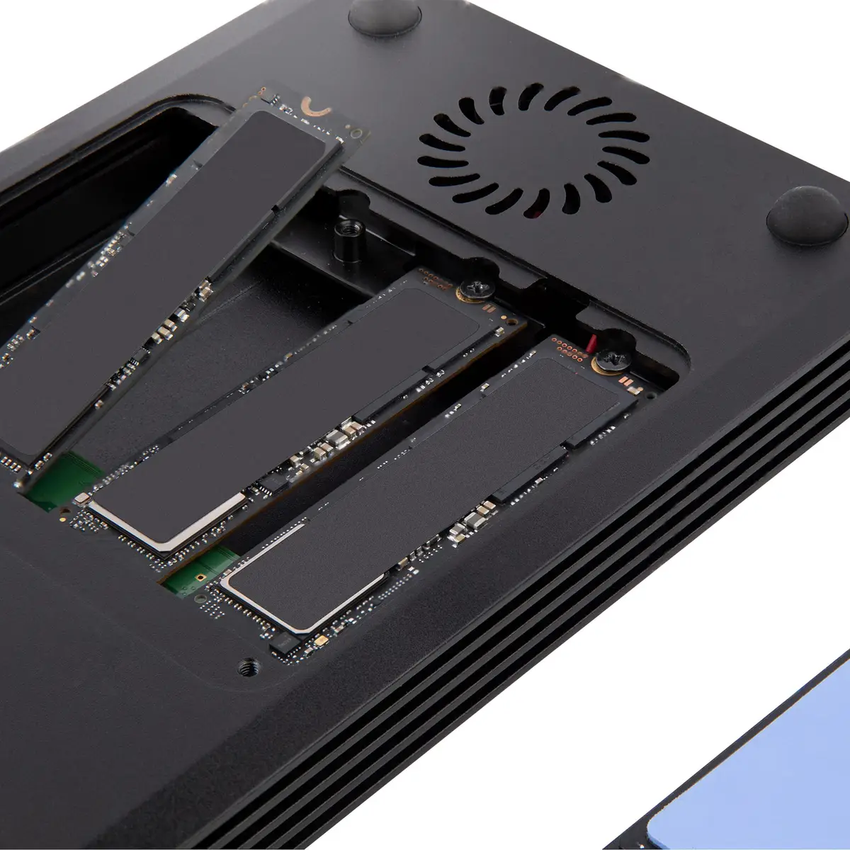 4 Bay Thunderbolt 3 NVMe Enclosure