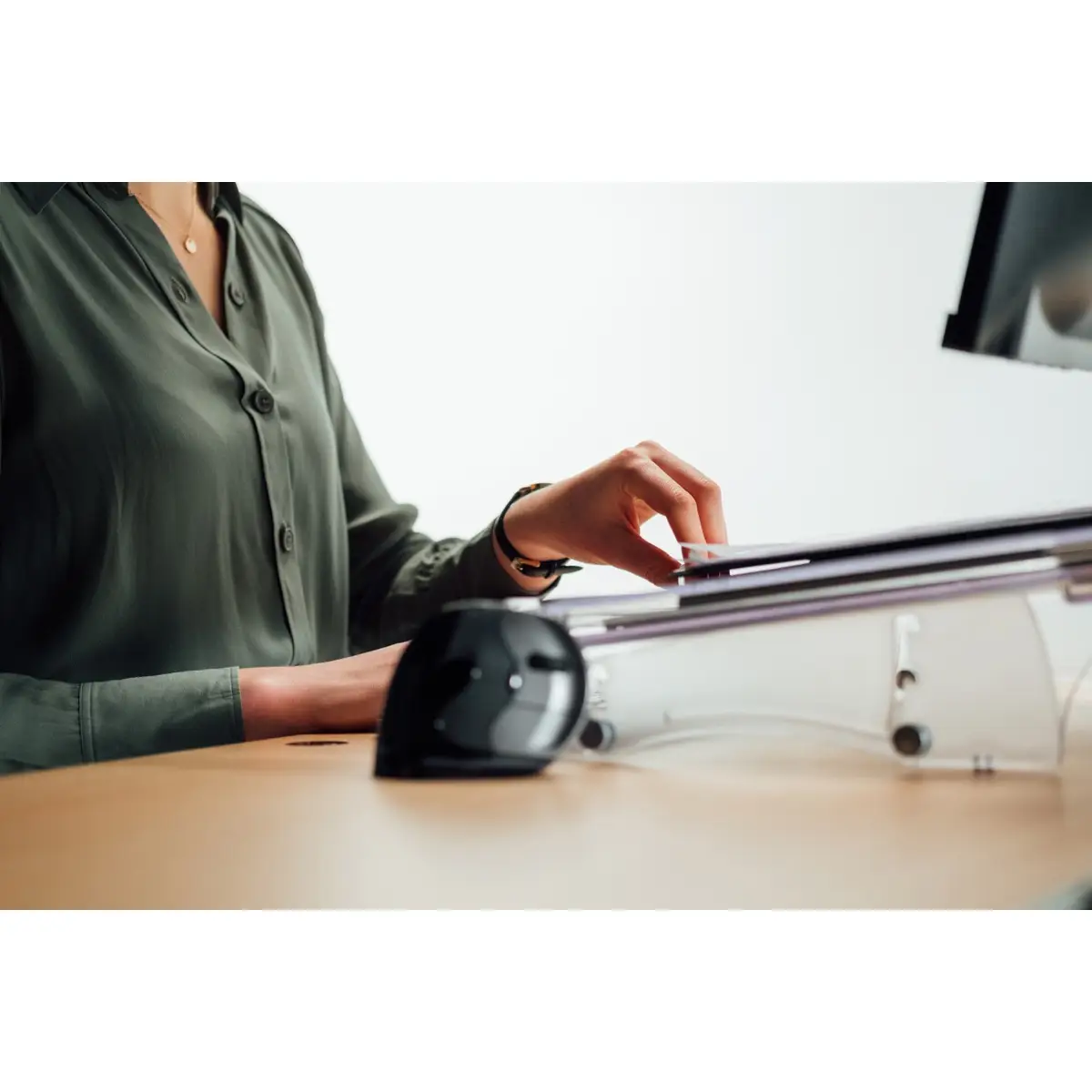 FlexDesk 640 Document Holder/Writing Slope, Kunststoff, Gummi, Stahl, 110 - 180 mm, Hellgrau, Transparent, 515 mm, 380 mm, 110 mm
