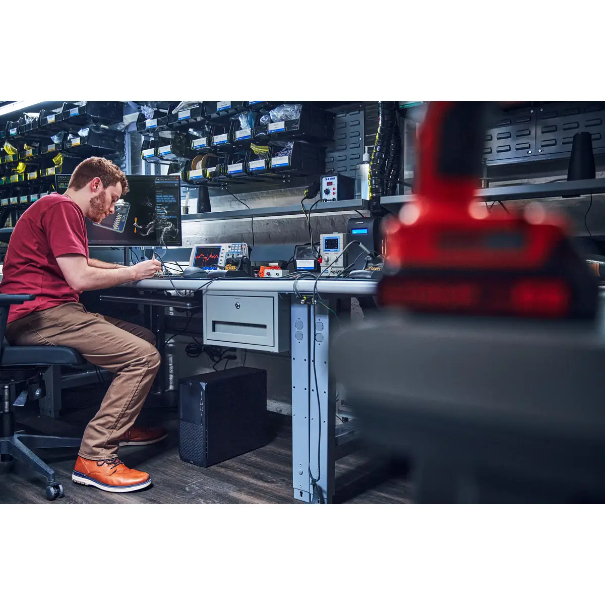 Workstation Z2 G9 Wolf Pro Security Tower 4U Intel Core i9-14900K 3,2 GHz 64 GB SSD 2 TB HP Z Turbo Drive TLC RTX A4000 1GbE Win 11 Pro Monitor: keiner Tastatur: Deutsch Schwarz mit HP Wolf Pro Security Edit