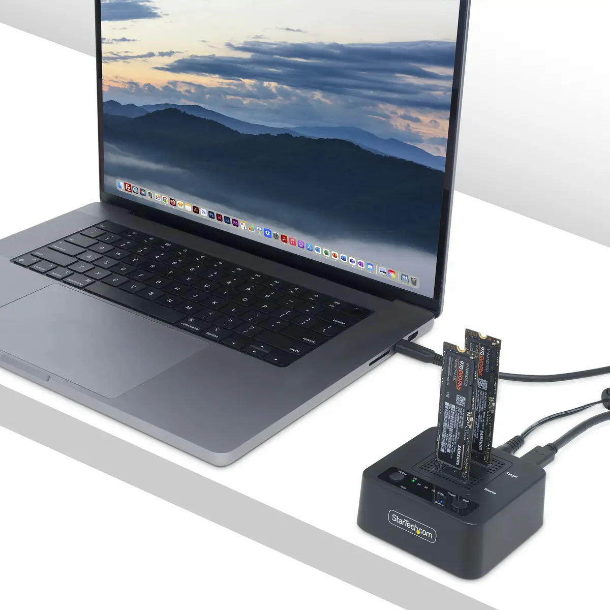 1:1 M.2 NVMe Kopierstation 90GB/m Unabhängiger PCIe SSD Duplicator/Clone Station USB-C 3.2 20Gbps M.2 Dual-Bay Dock NVMe Cloner USB-C/A Kabeln