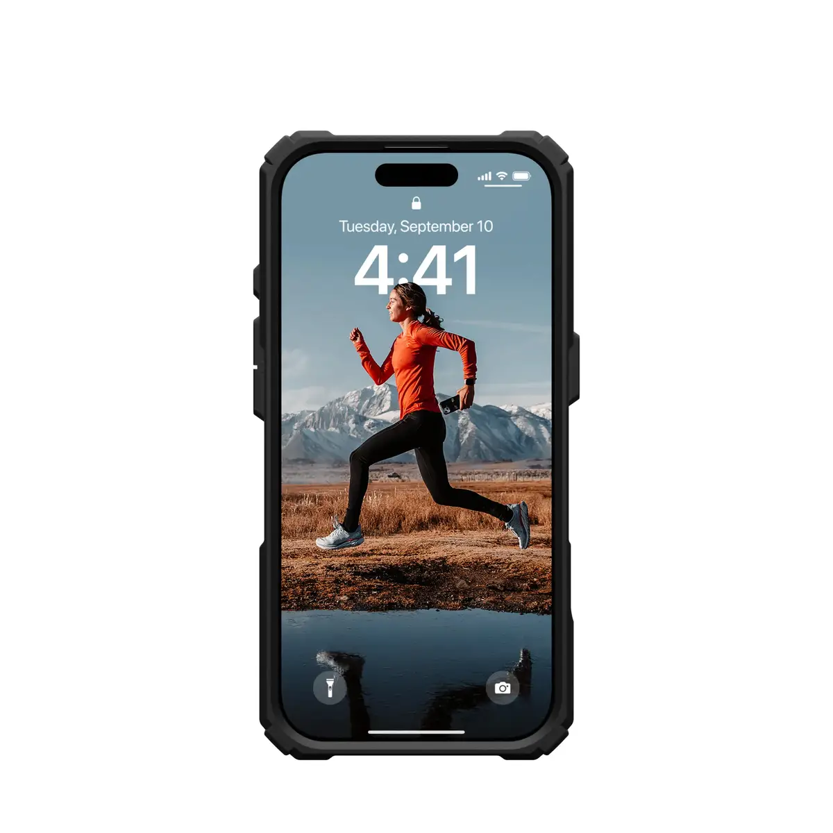 Urban Armor Gear Plasma XTE MagSafe Kickstand Handyhülle Apple iPhone 16 Pro schwarz/transparent