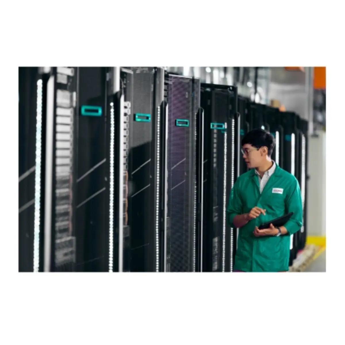 HPE ProLiant DL345 Gen10 Plus 8LFF Embedded SATA Cable Kit