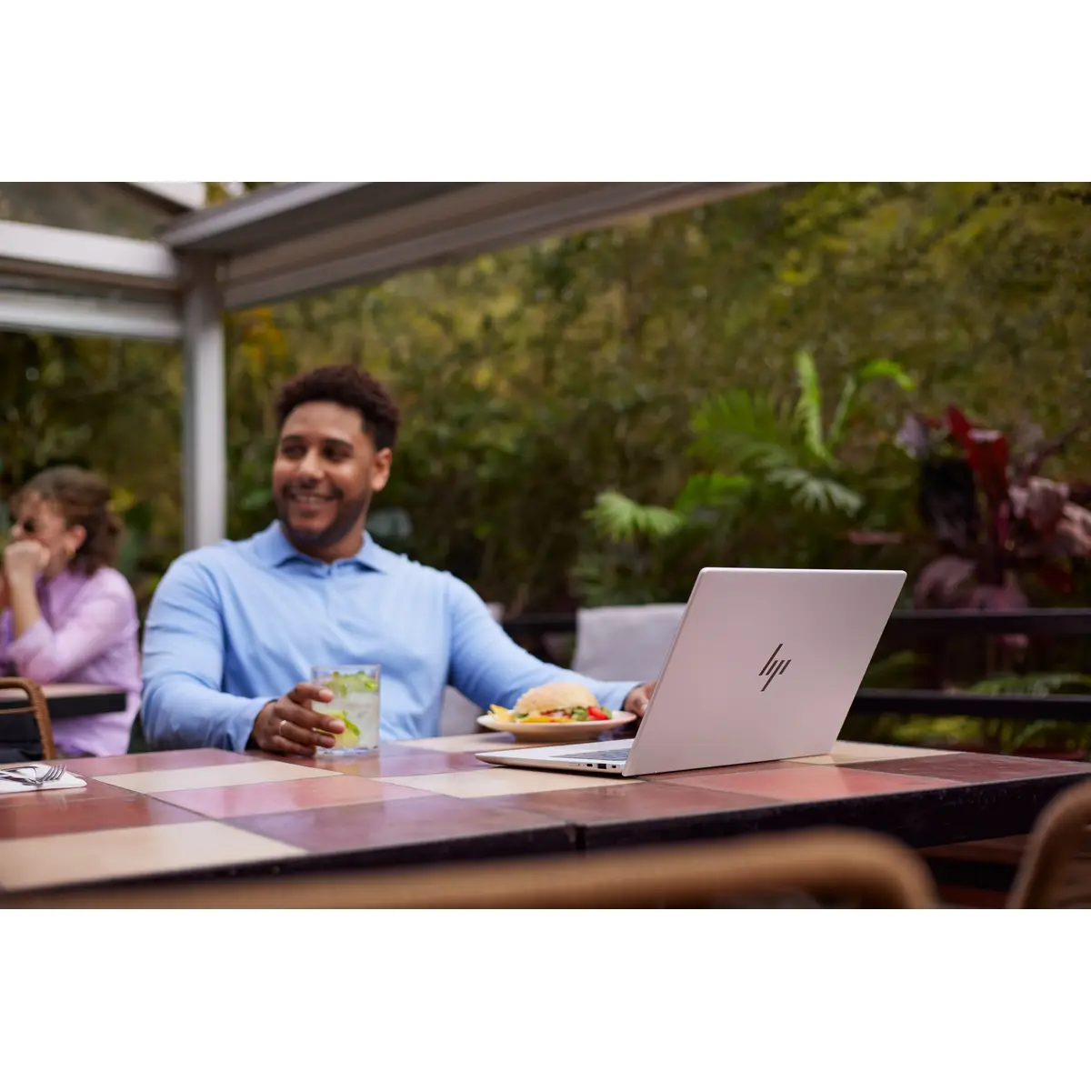 EliteBook X Flip G1i 14-Zoll-Notebook, KI-PC der nächsten Ära, Wolf Pro Security Edition, 14", Touchscreen, Windows 11 Pro, Intel Core™ Ultra 7, 32GB RAM, 1TB SSD, WUXGA