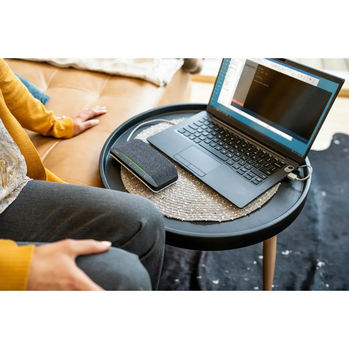Poly Sync 10-M Freisprechtelefon kabelgebunden USB-A USB-C Silber Zertifiziert für Microsoft Teams