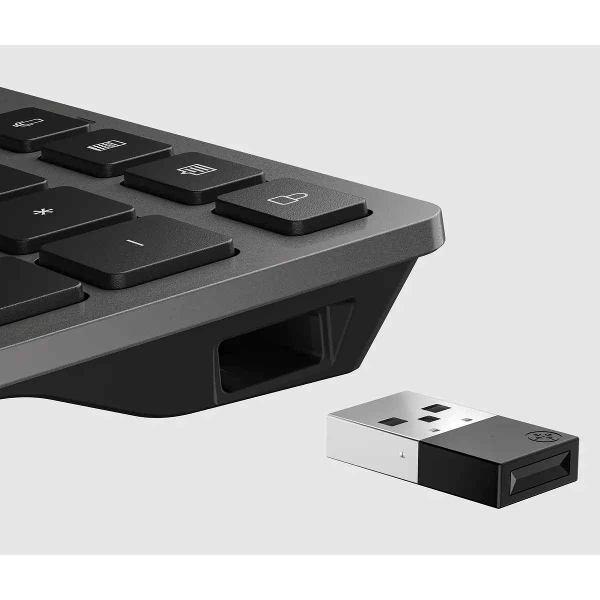 725 Kabellose Tastatur für mehrere Geräte, Volle Größe (100%), Kabellos, RF Wireless + Bluetooth, Grau