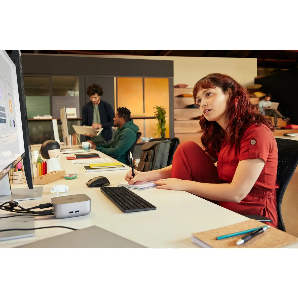 Thunderbolt 4 Ultra 180 W G6 Dockingstation, Kabelgebunden, Thunderbolt 4, 180 W, 10,100,1000,2500 Mbit/s, Grau, 8K Ultra HD