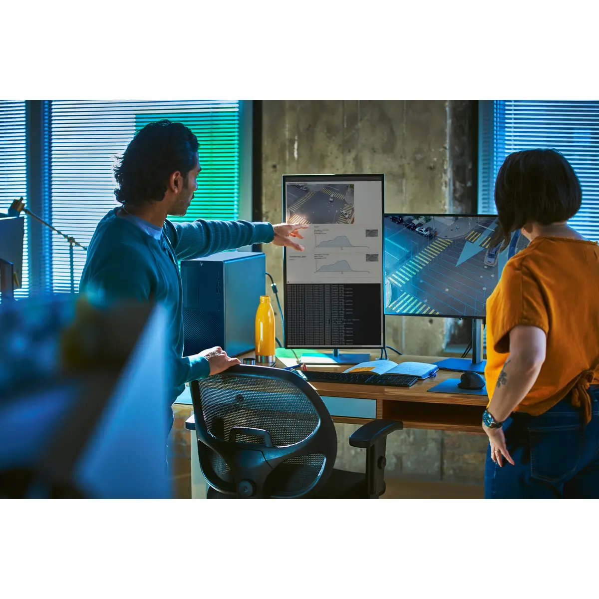 Z2 G9 Tower 4U i9-13900K 3GHz 32GB SSD 1