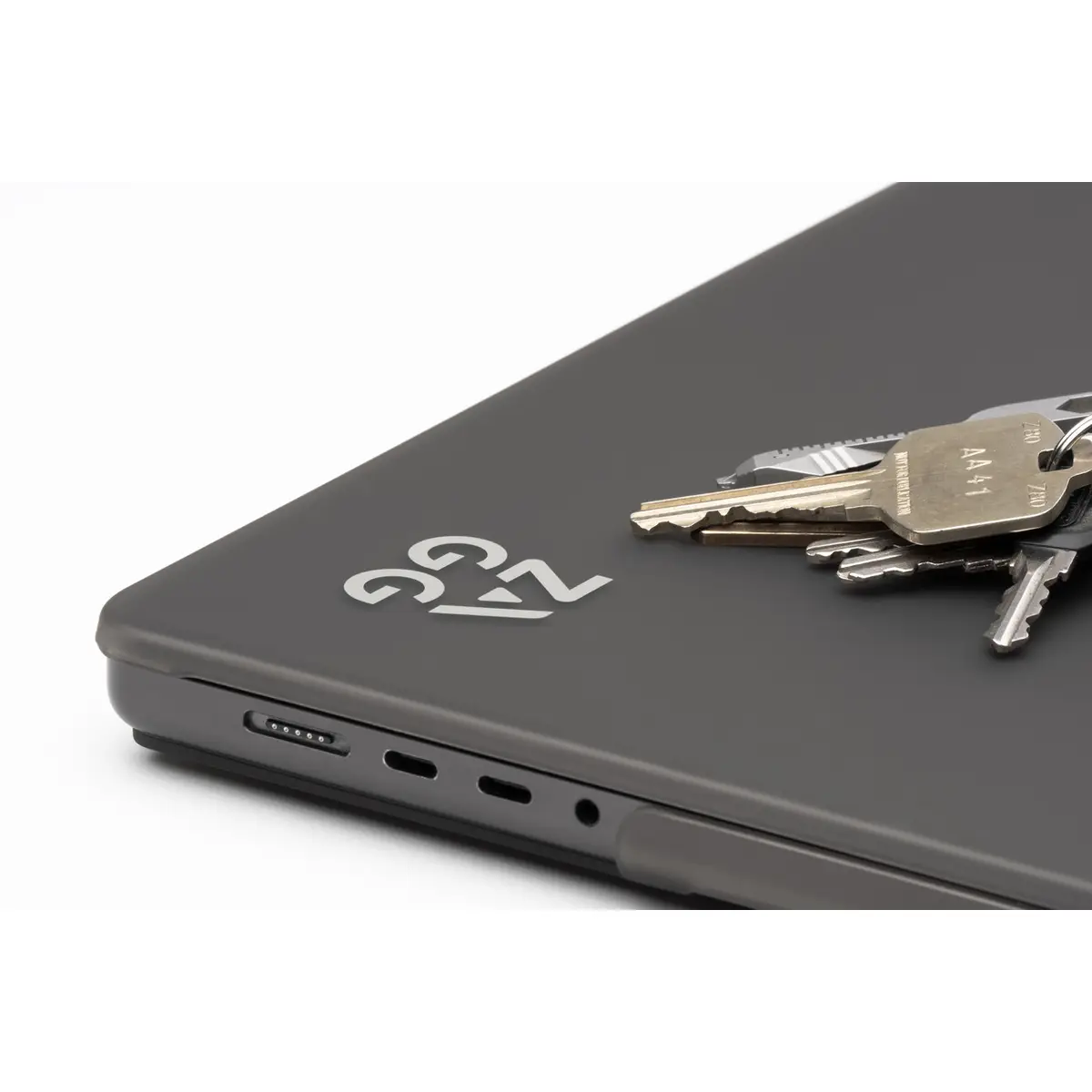 Shellcase für Macbook Pro 16" M3/M2/M1 Smoke