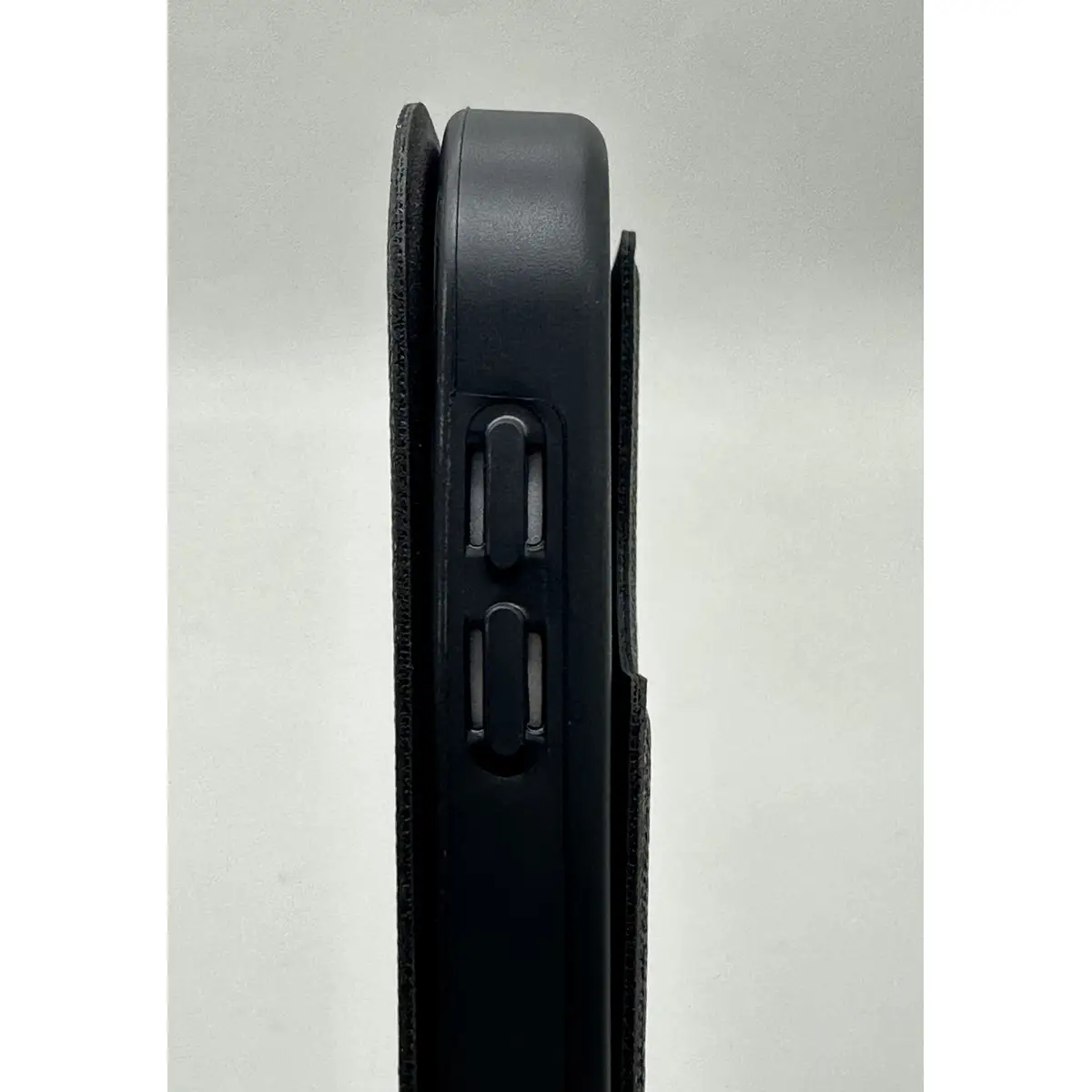 CANCOM Prime Line Bluetooth Tastatur Cover mit USB-C für iPad 10,9"